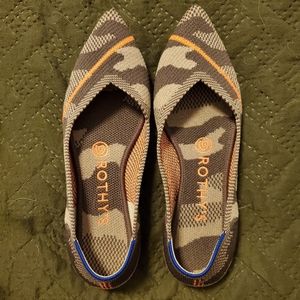 Rothy's "The Point" in camo tan color, size 6.5